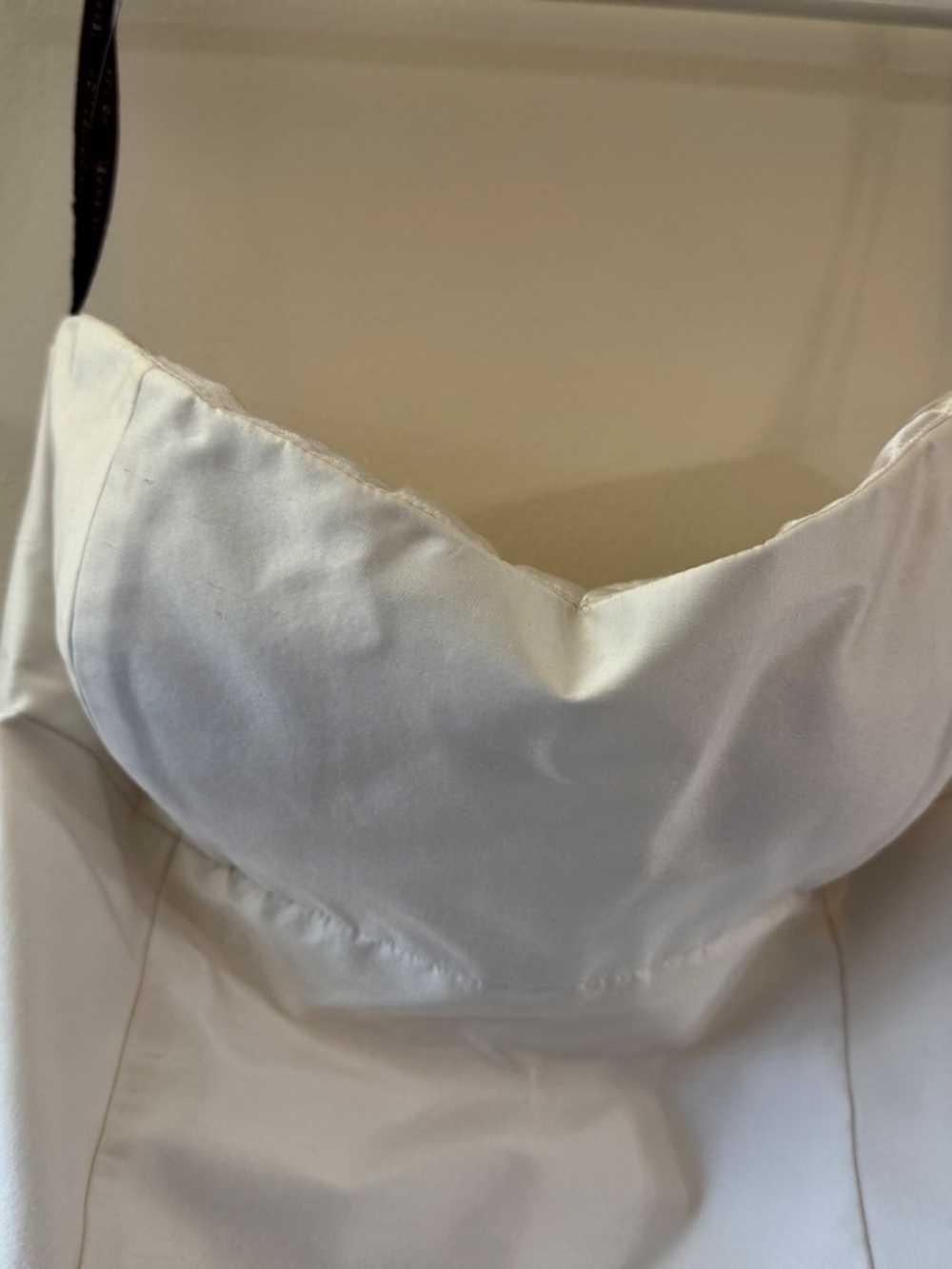 Jenny Yoo wedding dress. Size 8 - Picture 8 of 9